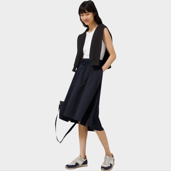 lululemon athletica Dresses & Skirts - Lululemon Time to Flounce Skirt Size 4 Black Balletcore Athletic Tennis Run